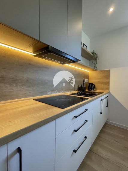 Reality KOMPLEX s.r.o., Vám ponúka na Prenájom 2-izbový byt s loggiou v meste Dunajská Streda