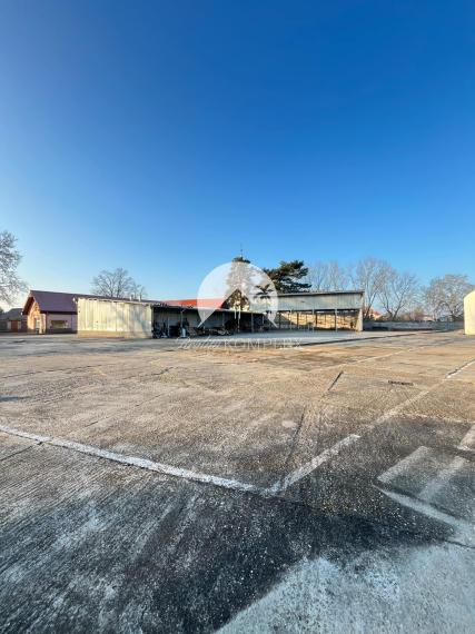 Reality KOMPLEX s.r.o. Vám ponúka na predaj PRIEMYSELNÝ AREÁL V KOMÁRNE, ČASŤ NOVÁ STRÁŽ