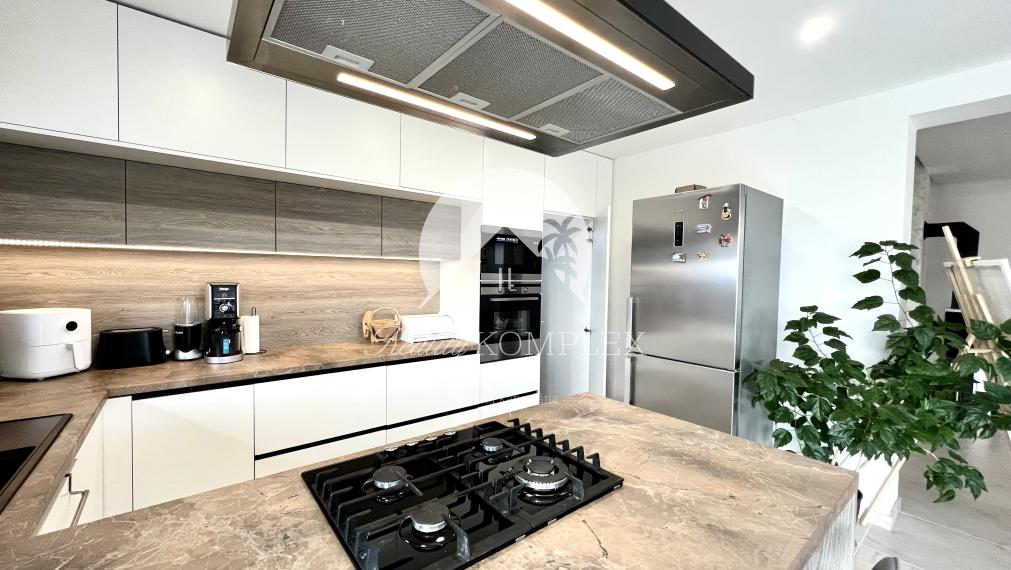 Reality KOMPLEX s.r.o. ponúka na PREDAJ kvalitnú 4 izbovú NOVOSTAVBU v obci Horné Mýto