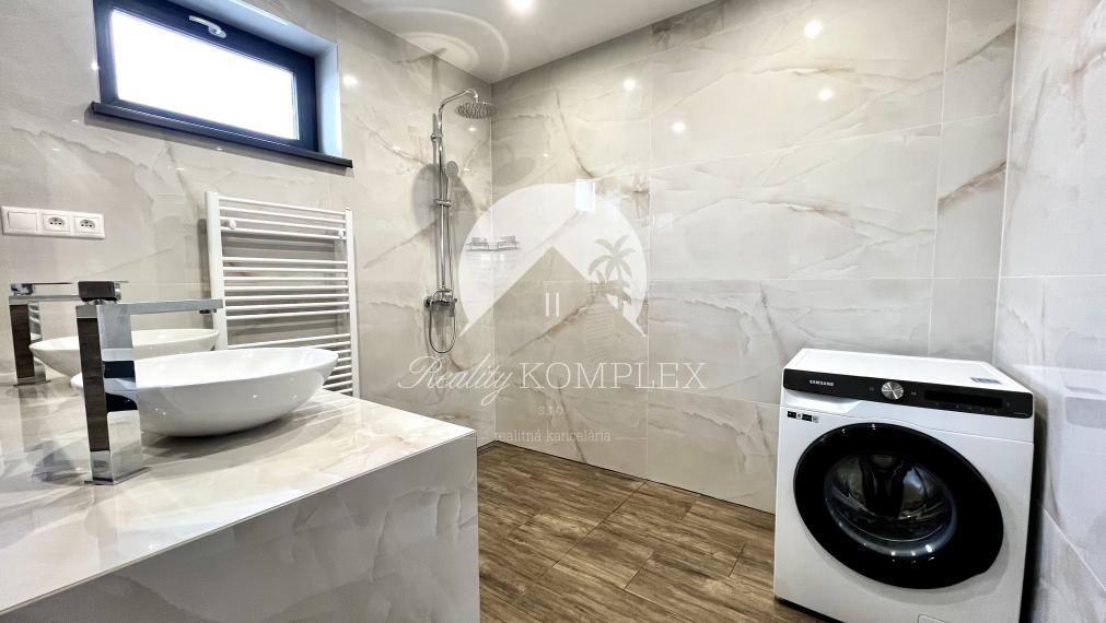 Reality KOMPLEX s.r.o. ponúka na PREDAJ kvalitnú 4 izbovú NOVOSTAVBU v obci Horné Mýto