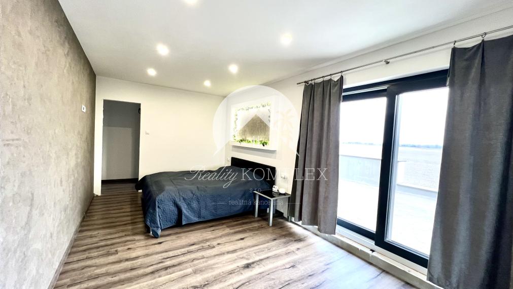 Reality KOMPLEX s.r.o. ponúka na PREDAJ kvalitnú 4 izbovú NOVOSTAVBU v obci Horné Mýto