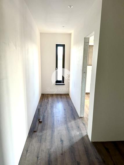 Reality KOMPLEX s.r.o. ponúka na PREDAJ kvalitnú 4 izbovú NOVOSTAVBU v obci Horné Mýto