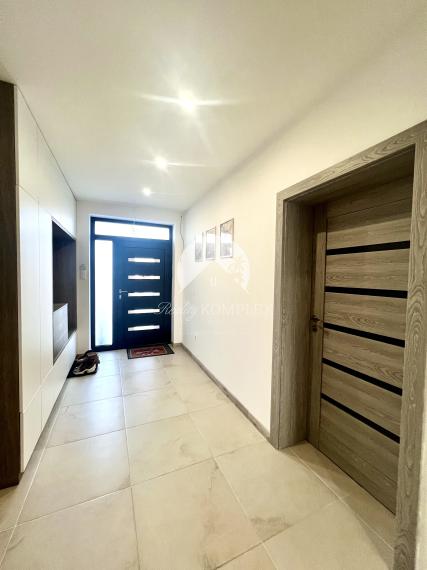 Reality KOMPLEX s.r.o. ponúka na PREDAJ kvalitnú 4 izbovú NOVOSTAVBU v obci Horné Mýto