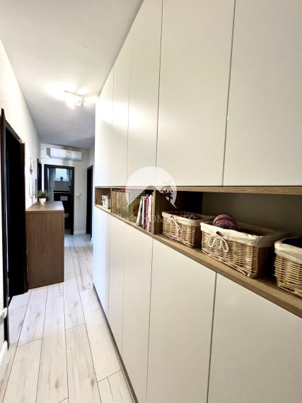 Reality KOMPLEX s.r.o. ponúka na PREDAJ priestrannú, moderne zariadenú NOVOSTAVBU v obci Veľké Dvorníky