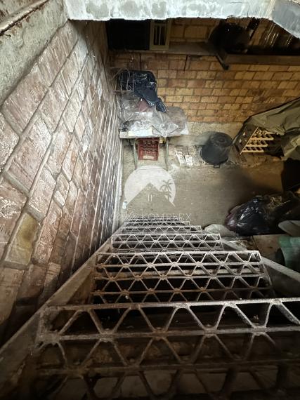 IBA U NÁS! Reality KOMPLEX s.r.o. vám ponúka na predaj priestranný rodinný dom v Komárome (Maďarsko)