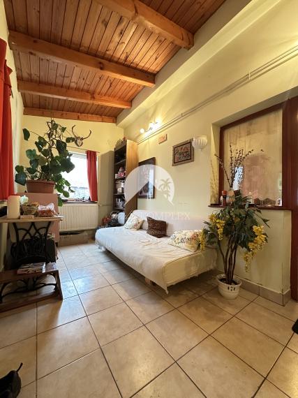 IBA U NÁS! Reality KOMPLEX s.r.o. vám ponúka na predaj priestranný rodinný dom v Komárome (Maďarsko)