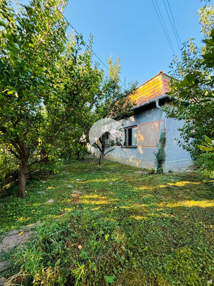 Reality KOMPLEX s.r.o. Vám ponúka exkluzívne na predaj 3-izbový rodinný dom v dobrej lokalite