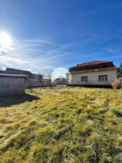 Reality KOMPLEX s.r.o. Vám ponúka na predaj rodinný dom v meste Kolárovo.