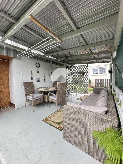 Reality KOMPLEX s.r.o. Vám ponúka EXKLUZÍVNE na predaj priestranný poschodový rodinný dom v Kolárove!