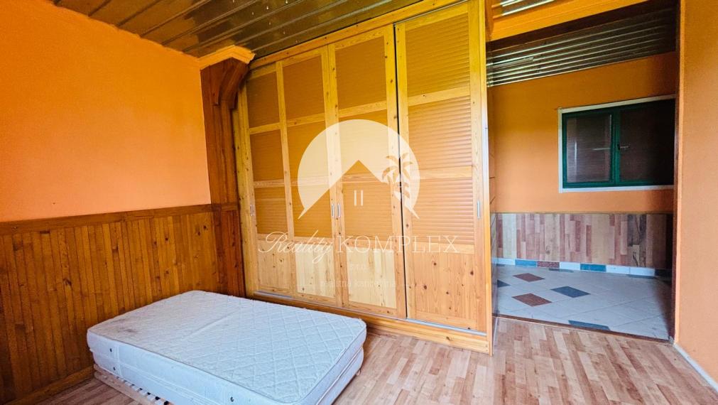 Reality KOMPLEX s.r.o., Vám ponúka na predaj rodinný dom  v obci Bátorove Kosihy.