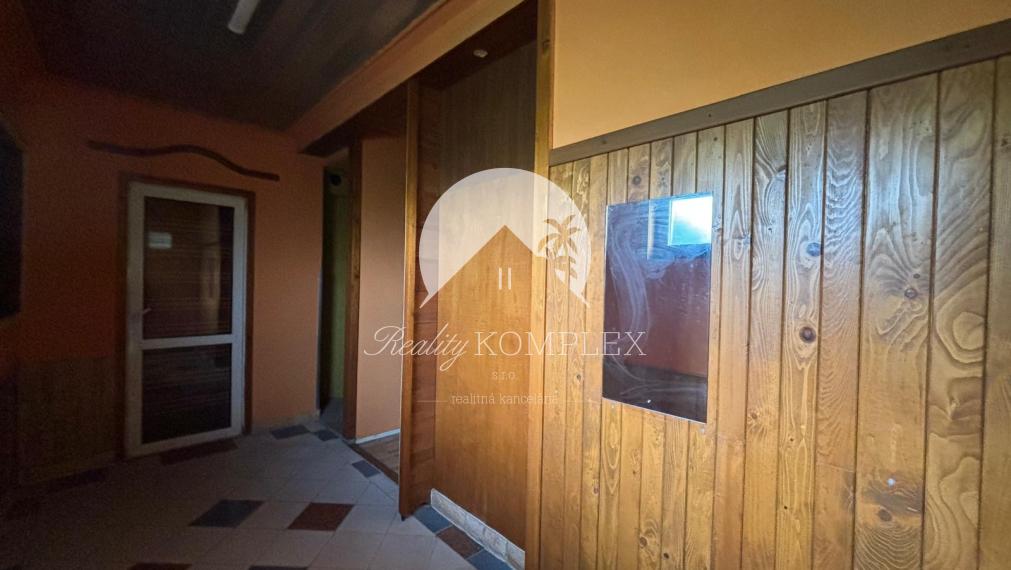 Reality KOMPLEX s.r.o., Vám ponúka na predaj rodinný dom  v obci Bátorove Kosihy.