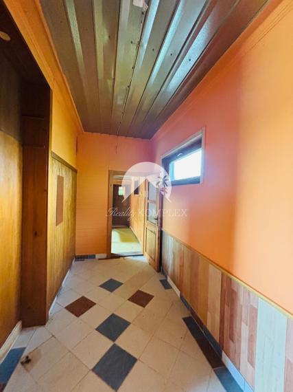 Reality KOMPLEX s.r.o., Vám ponúka na predaj rodinný dom  v obci Bátorove Kosihy.