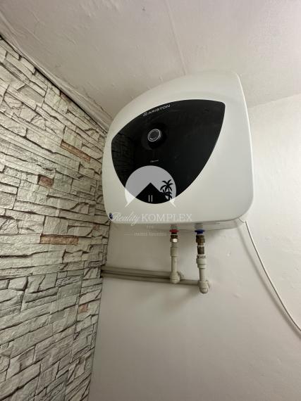 Ponúkame Vám EXKLUZÍVNE do nájmu 1izbový byt na ul. HVIEZDNÁ v Komárné