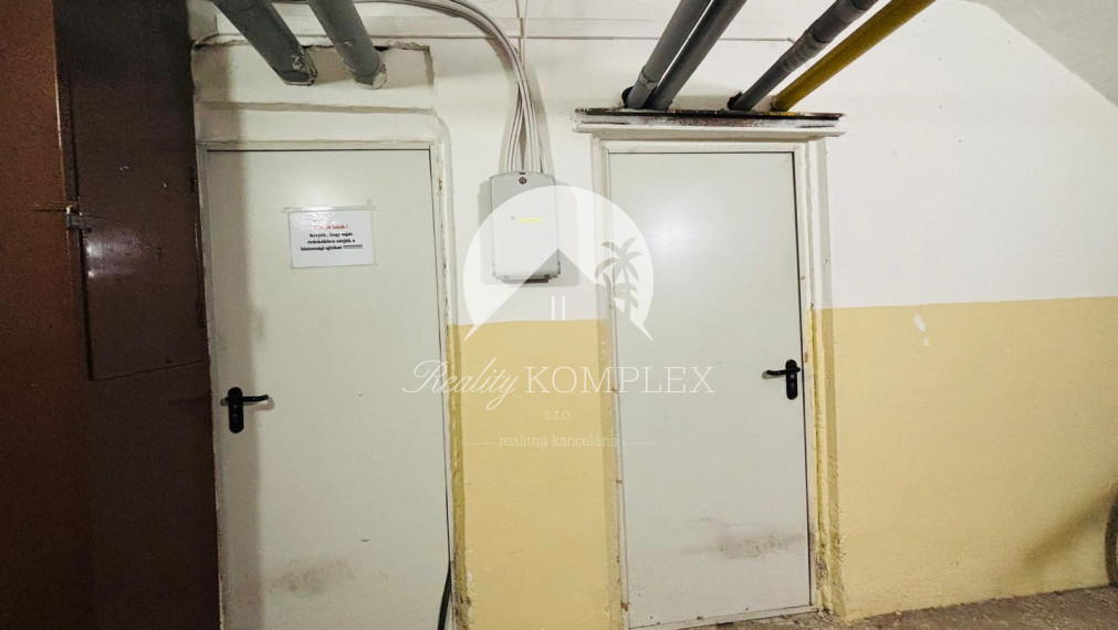 Reality KOMPLEX s.r.o. vám EXKLUZÍVNE ponúka na predaj 3-izbový byt vo Veľkom Mederi