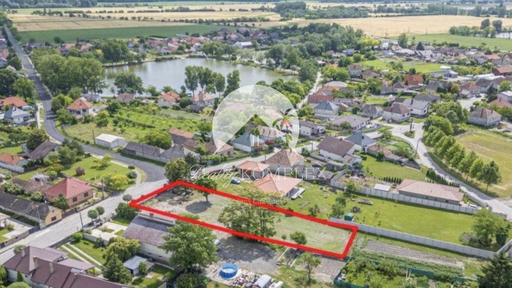 Reality KOMPLEX s.r.o., Vám ponúka na predaj stavebný pozemok v obci Čilizská Radváň