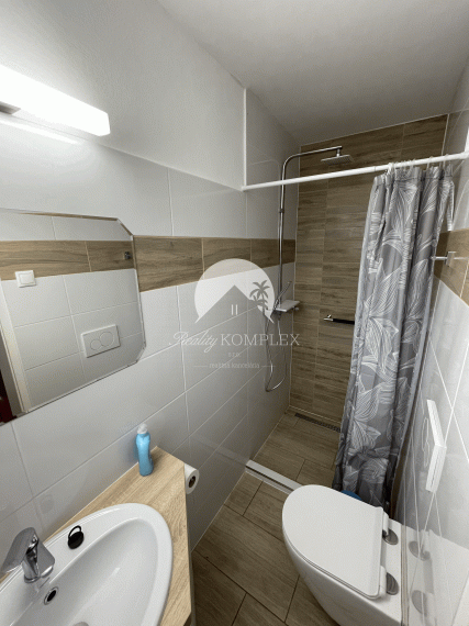 Reality KOMPLEX s.r.o. Vám ponúka apartmánový dom vo Veľkom Mederi