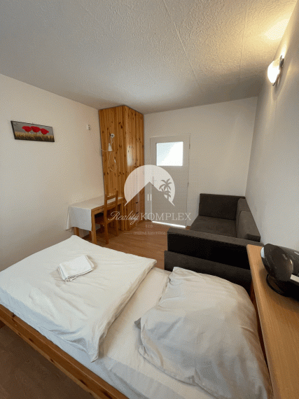 Reality KOMPLEX s.r.o. Vám ponúka apartmánový dom vo Veľkom Mederi