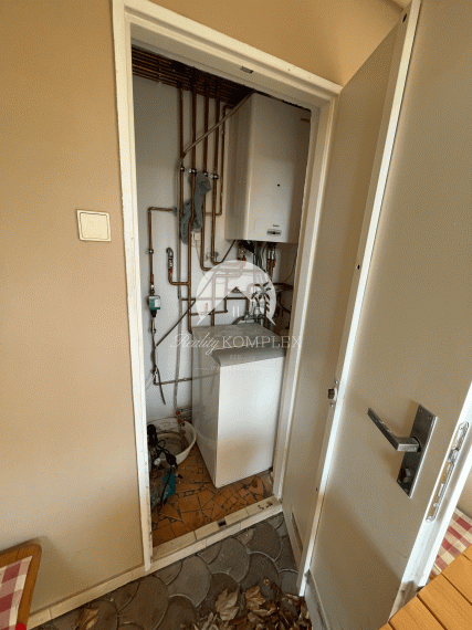 Reality KOMPLEX s.r.o. Vám ponúka apartmánový dom vo Veľkom Mederi