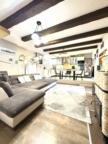 IBA U NÁS !!! Reality KOMPLEX s.r.o.,Vám ponúka na predaj nadštandardnú samotu s veľkým pozemkom obklopenú krásnou prírodou v obci Vrbová nad Váhom len 15 km od Komárna !!!