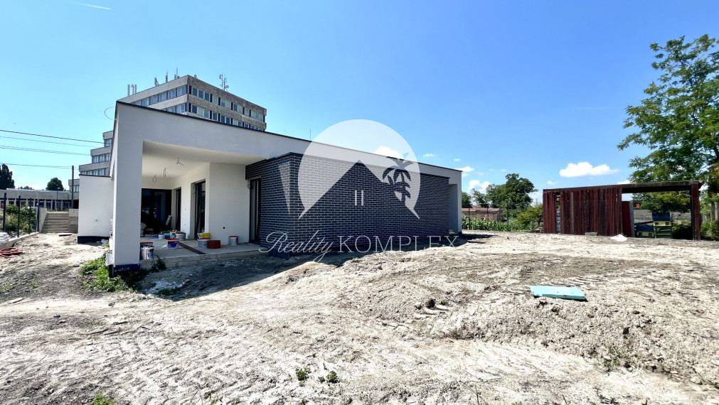 Reality KOMPLEX s.r.o. ponúka na PREDAJ 3 izbový dvojdom-NOVOSTAVBU v Gabčíkove