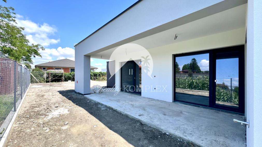 Reality KOMPLEX s.r.o. ponúka na PREDAJ 3 izbový dvojdom-NOVOSTAVBU v Gabčíkove