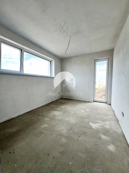 Reality KOMPLEX s.r.o. ponúka na PREDAJ 5 izbový rodinný dom-NOVOSTAVBU s garážou v Miloslavove