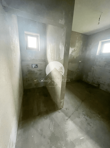 Reality KOMPLEX s.r.o. Vám ponúka luxusný rodinný dom v prémiovej lokalite DS