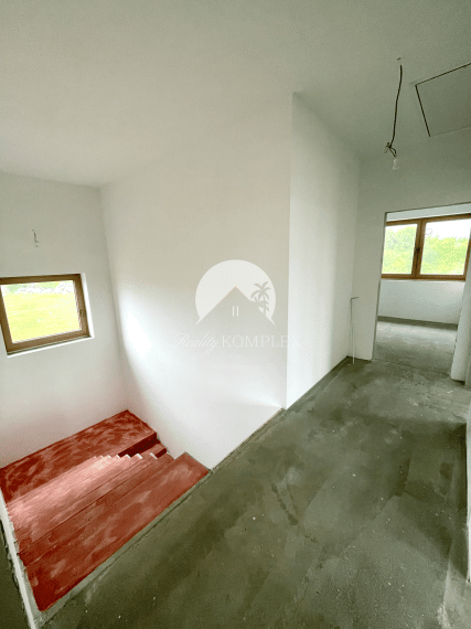 Reality KOMPLEX s.r.o. Vám ponúka luxusný rodinný dom v prémiovej lokalite DS