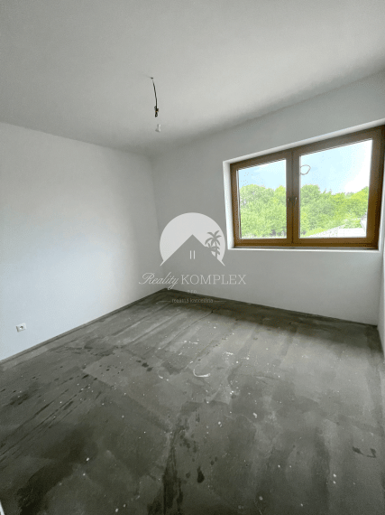 Reality KOMPLEX s.r.o. Vám ponúka luxusný rodinný dom v prémiovej lokalite DS