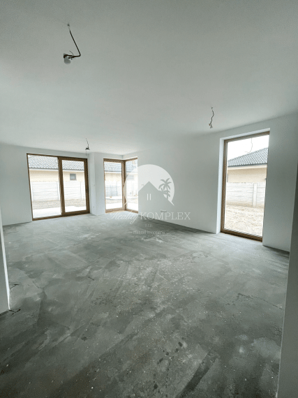 Reality KOMPLEX s.r.o. Vám ponúka luxusný rodinný dom v prémiovej lokalite DS