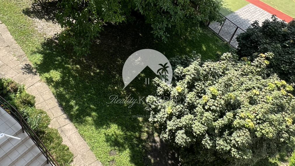 Zachovalý dvojizbový byt s lodgiou v absolútnom centre Komárna na PREDAj!