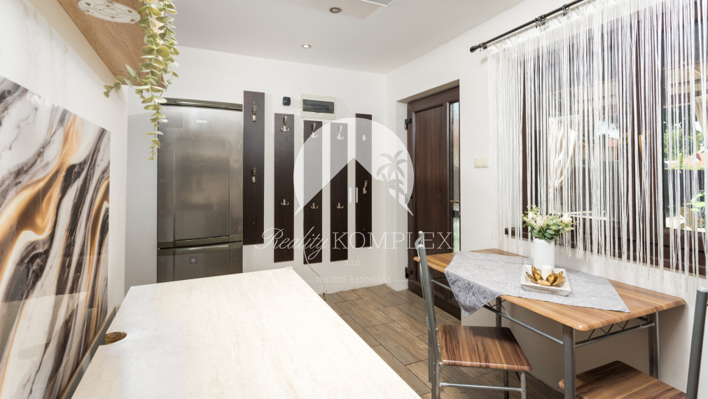 Výnimočná ponuka: Dva rodinné domy na jednom pozemku, v jednej kúpe! - Veľký Meder