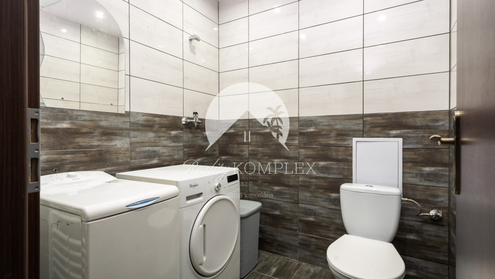 Výnimočná ponuka: Dva rodinné domy na jednom pozemku, v jednej kúpe! - Veľký Meder