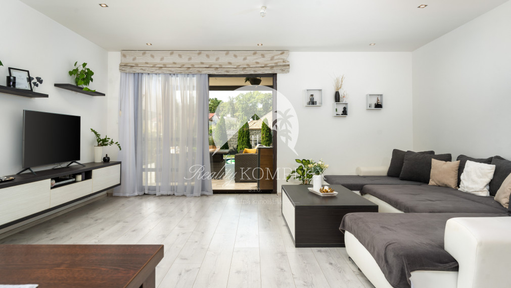 Výnimočná ponuka: Dva rodinné domy na jednom pozemku, v jednej kúpe! - Veľký Meder