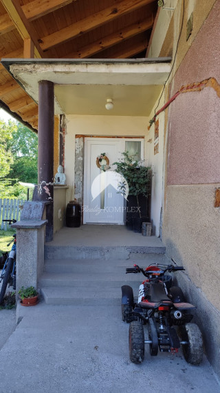 Reality KOMPLEX Vám ponúka EXKLUZÍVNE na predaj rodinný dom v obci Čalovec