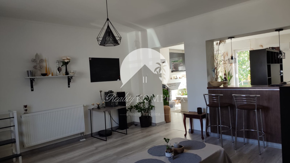 Reality KOMPLEX Vám ponúka EXKLUZÍVNE na predaj rodinný dom v obci Čalovec