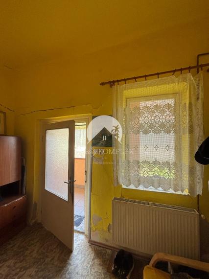 Reality KOMPLEX Vám ponúka EXKLUZÍVNE na predaj rodinný dom, ktorý sa nachádza priamo v centre mesta Veľký Meder.