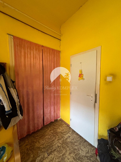 Reality KOMPLEX Vám ponúka EXKLUZÍVNE na predaj rodinný dom, ktorý sa nachádza priamo v centre mesta Veľký Meder.