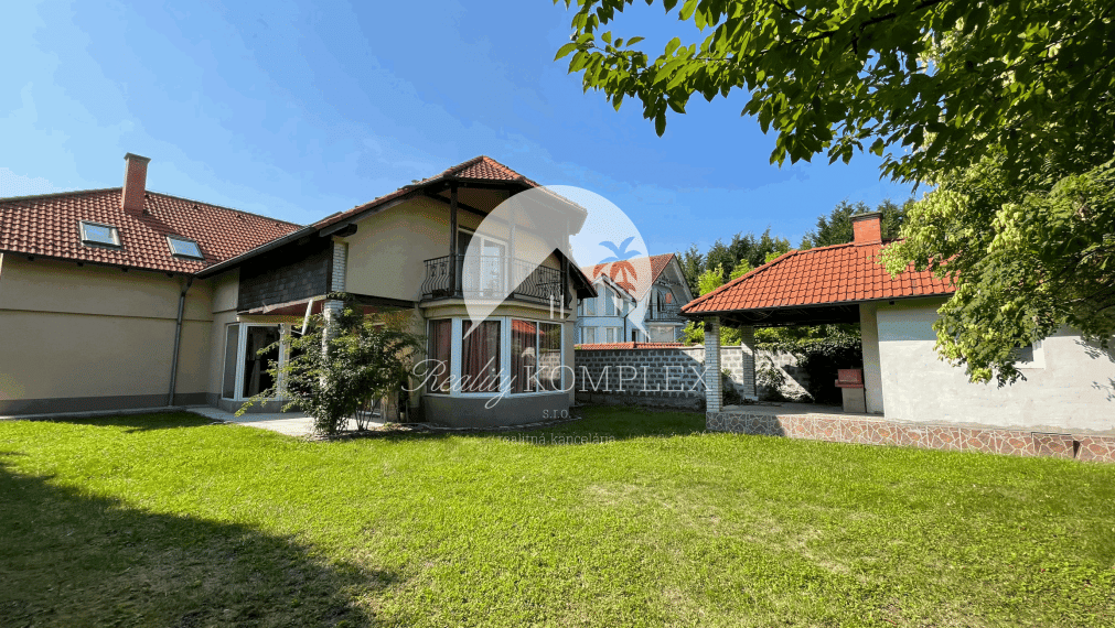 !!!LEN U NÁS!!! Reality KOMPLEX s.r.o. Vám ponúka 6-izbový rodinný dom v Dunajskej Strede NA PREDAJ
