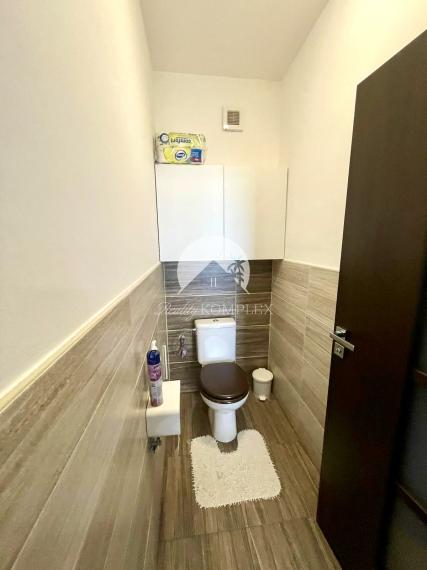 Reality KOMPLEX s.r.o. ponúka na PRENÁJOM pekný zariadený 2 izbový byt v Dunajskej Strede