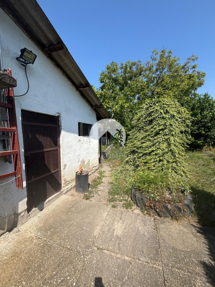 Reality KOMPLEX s.r.o. Vám EXKLUZÍVNE ponúka na predaj rodinný dom v obci Zemianska Olča