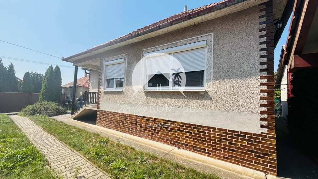 Reality KOMPLEX s.r.o. Vám EXKLUZÍVNE ponúka na predaj rodinný dom v obci Zemianska Olča