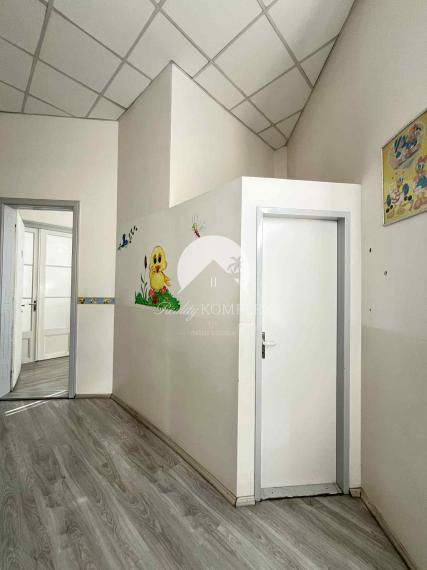 Reality KOMPLEX s.r.o Vám ponúka na prenájom nebytové priestory v rušnej lokalite mesta Komárno.