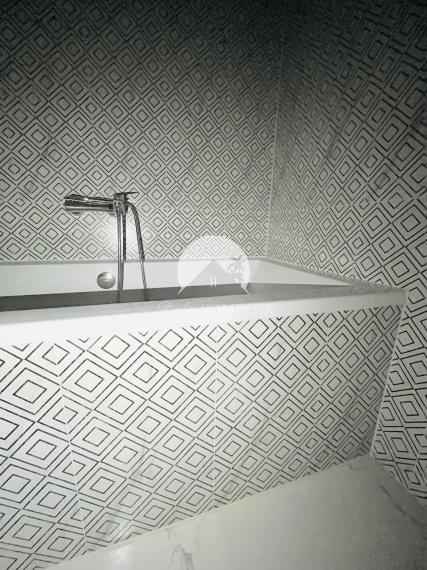 Reality KOMPLEX s.r.o., Vám ponúka na predaj moderný 3-izbový byt s balkónom a vlastnou záhradou v štvorbytovke v Dunajskej Strede