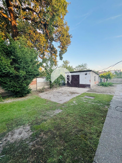 Reality KOMPLEX s.r.o. Vám ponúka EXKLUZÍVNE na predaj rodinný dom v obci Zemianska Olča.