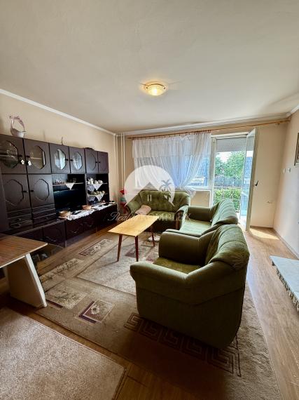 Reality KOMPLEX s.r.o. Vám EXKLUZÍVNE ponúka na predaj poschodový rodinný dom v obci Tešedíkovo!