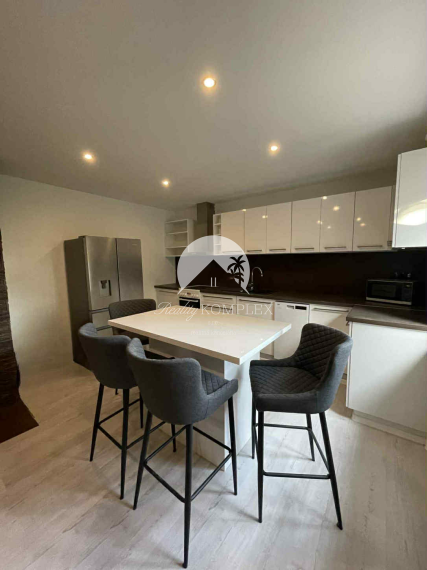 Reality KOMPLEX s.r.o. Vám ponúka rodinný dom s veľkým pozemkom vo Veľkom Blahove NA PREDAJ