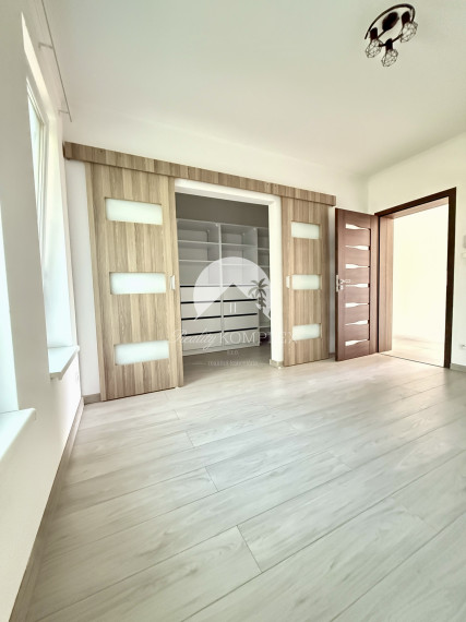 Reality KOMPLEX s.r.o. Vám ponúka na predaj rodinný dom v obci Okoč!