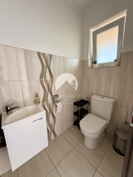 Reality KOMPLEX s.r.o. Vám ponúka na predaj rodinný dom v obci Okoč!