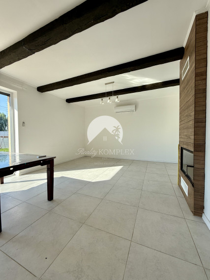 Reality KOMPLEX s.r.o. Vám ponúka na predaj rodinný dom v obci Okoč!